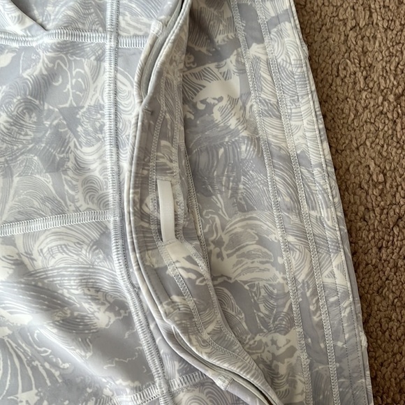 Lululemon Time To Sweat Crop 23” Eternal Wave White - Picture 9 of 12